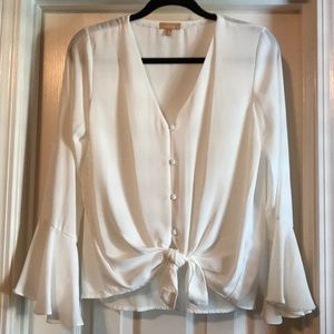 NWOT White Belle Sleeve Blouse